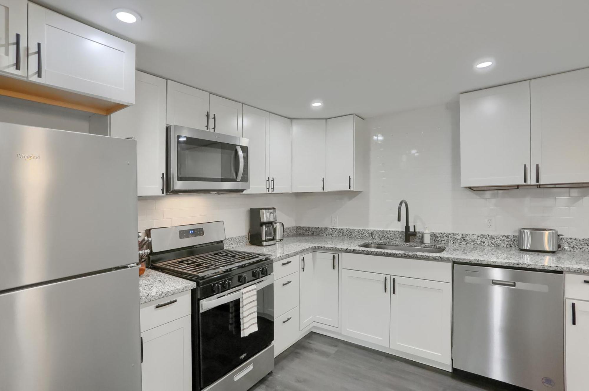 Stylish And 3bd North Side Holiday home *